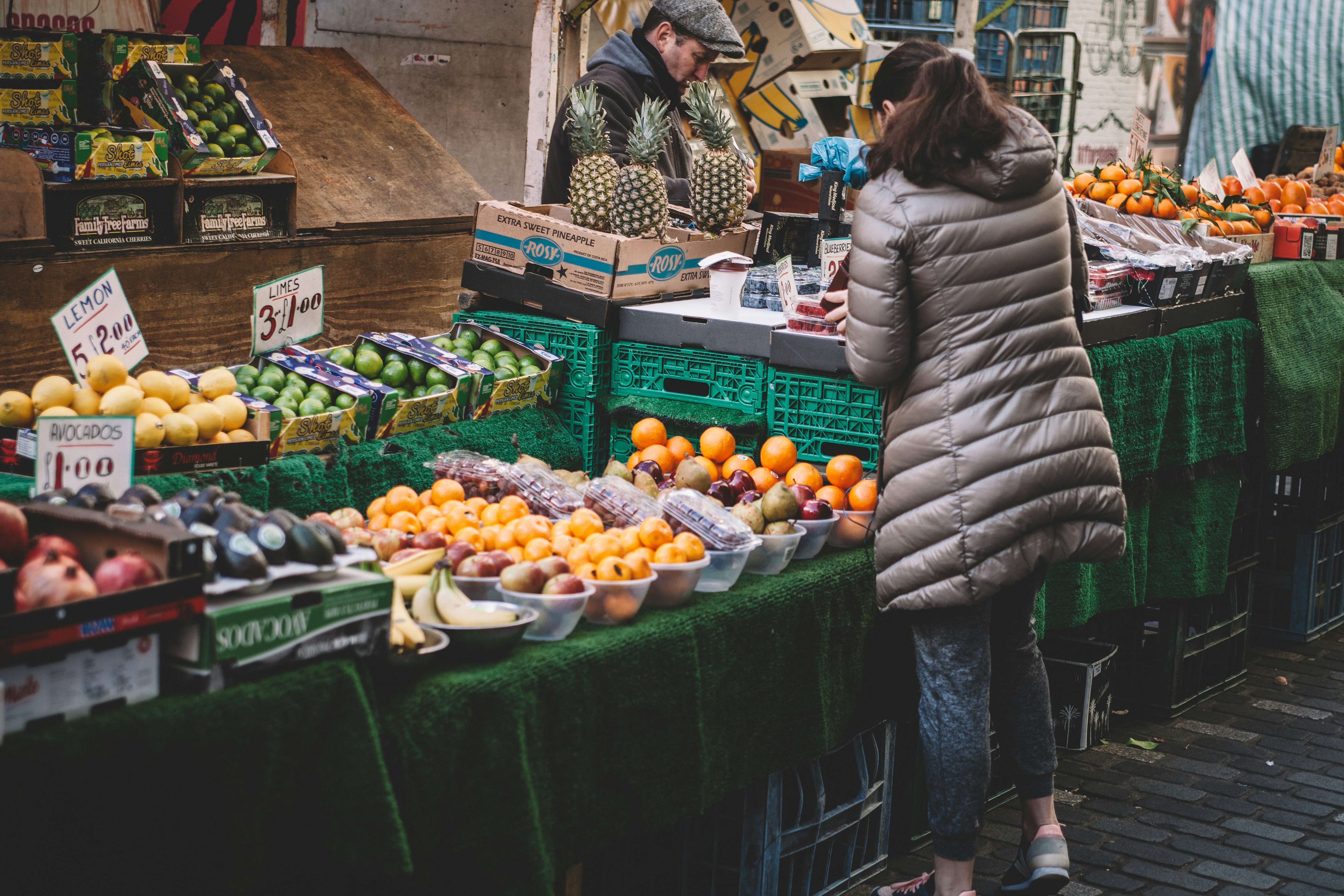 Vendor selling products